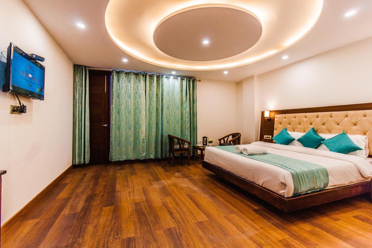 Misty Mountain Manali Hotel Екстериор снимка