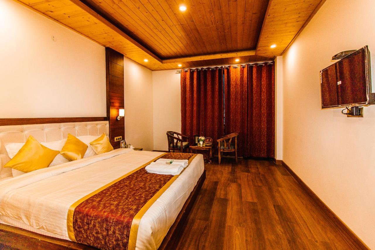 Misty Mountain Manali Hotel Екстериор снимка