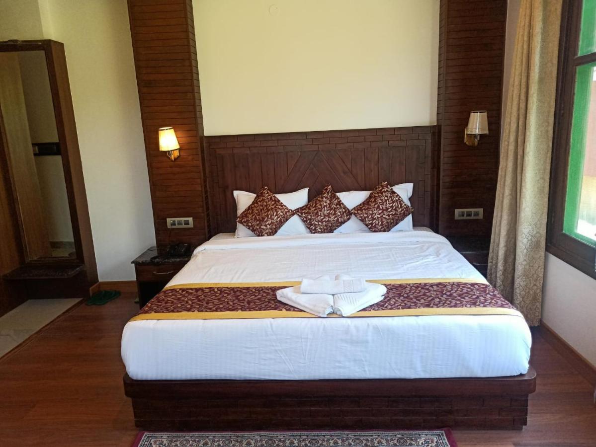 Misty Mountain Manali Hotel Екстериор снимка